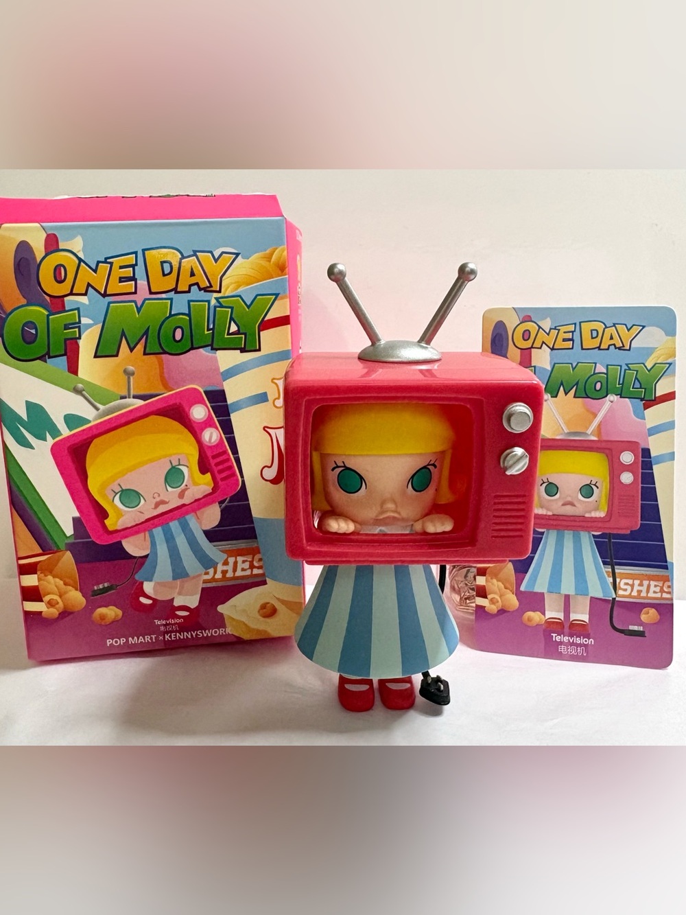 POP MART MOLLY – Television | One Day of Molly Series | Discontinued.